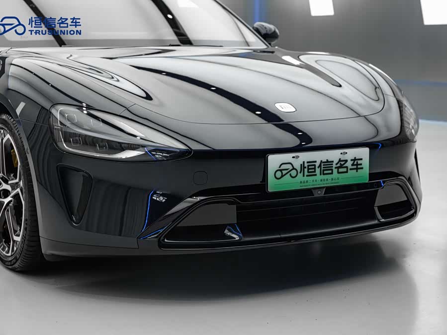 MI SU7 2025 car image #9