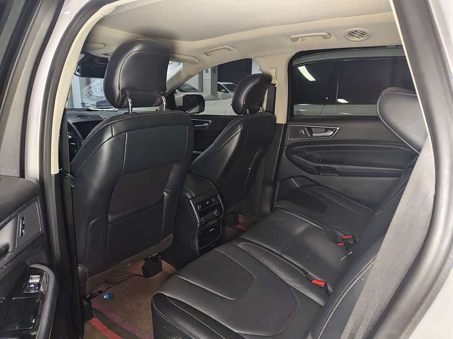 Ford Edge 2016 car image #9