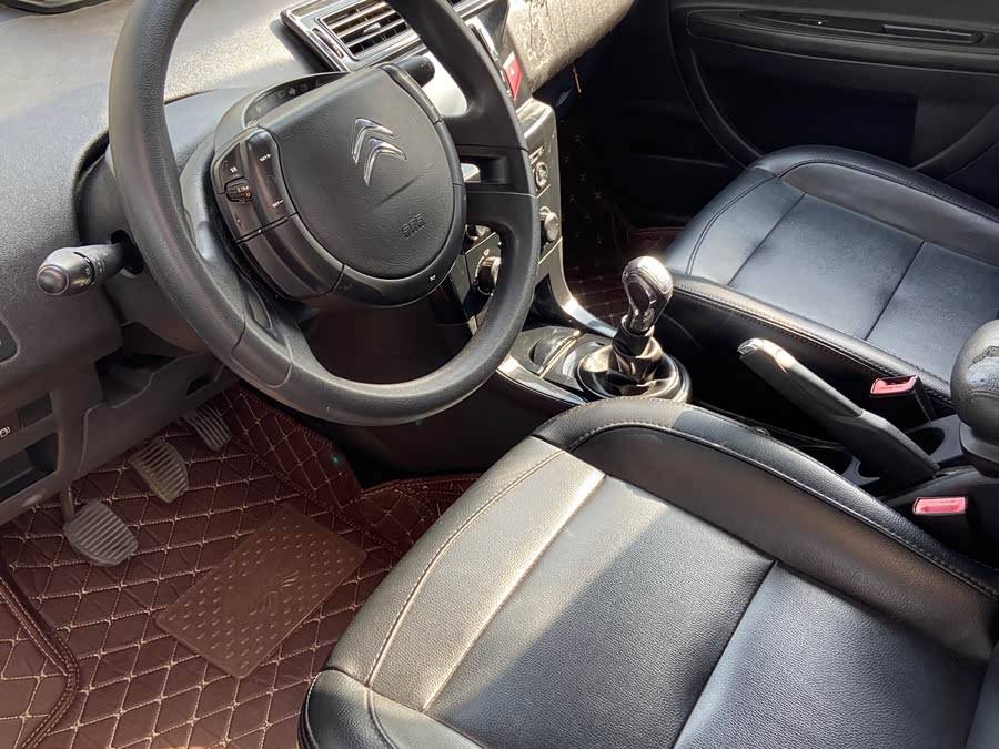 Citroen C-Quatre 2013 immagine di auto #9