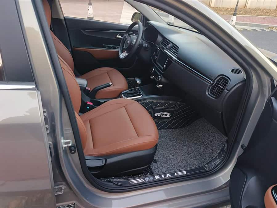 Kia Rio Cross 2017 صورة سيارة #9