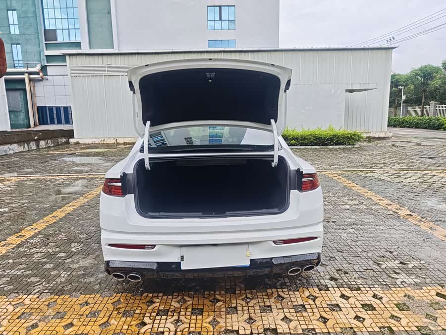 GEELY Preface 2024 car image #9