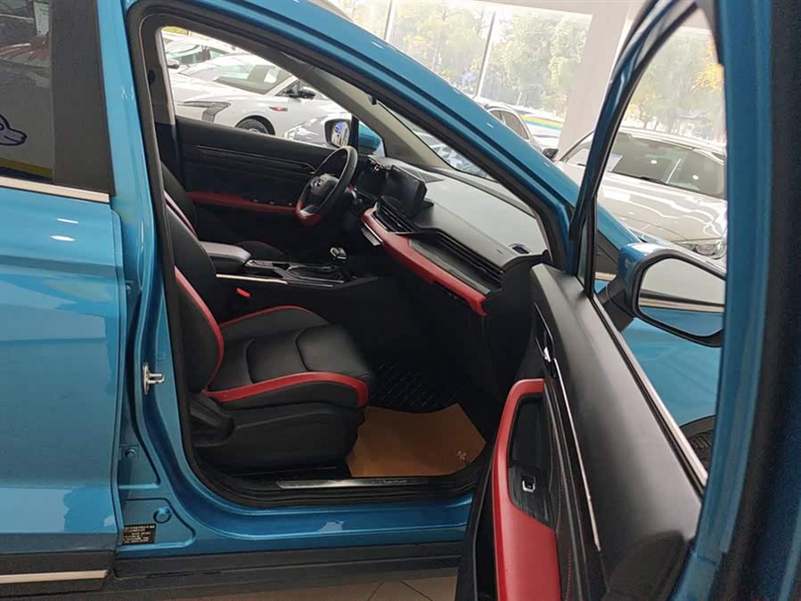 GEELY 2021 car image #9