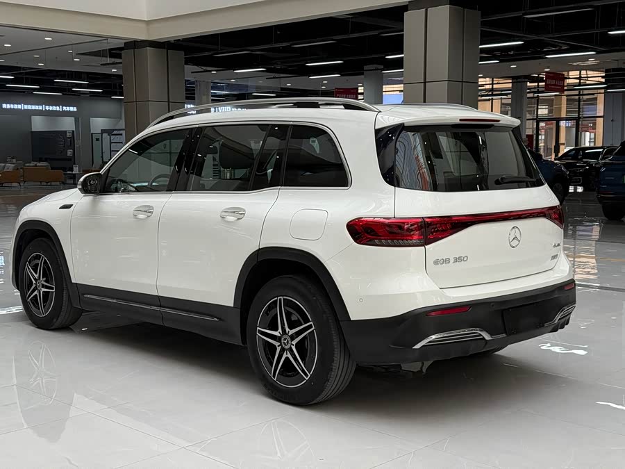 Mercedes-Benz EQB Class 2025 car image #9