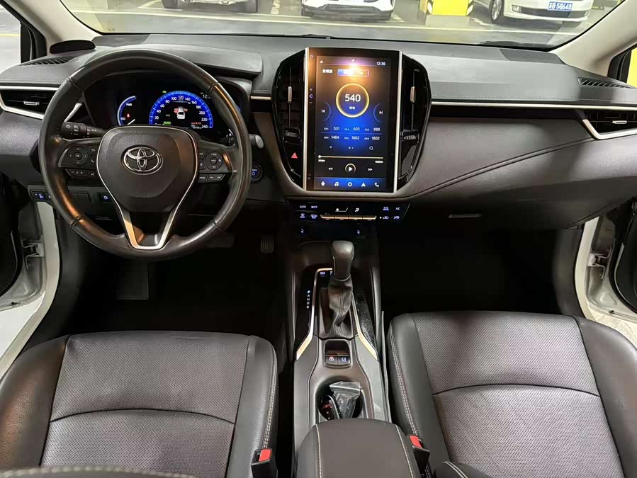 Toyota Corolla 2021 image de voiture #9