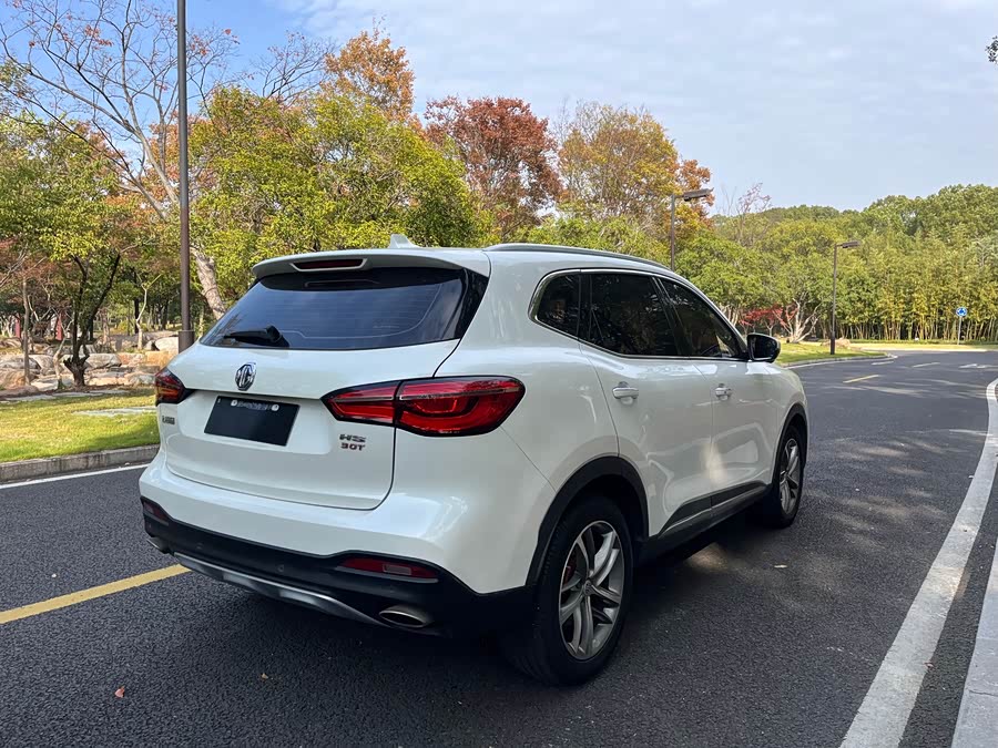 MG HS 2020 car image #9