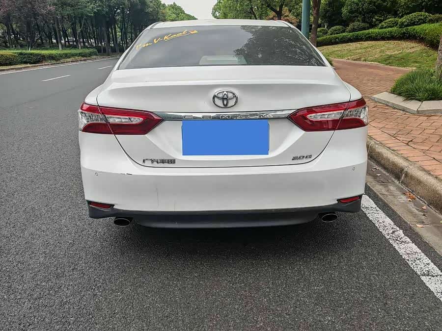 Toyota Camry 2019 car image #9