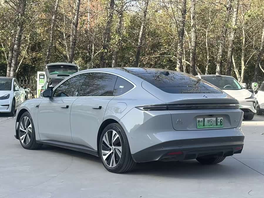 NIO ET5 2023 car image #9