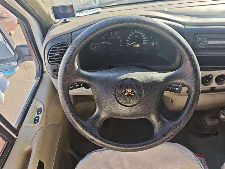 Ford Transit Classic 2015 car image #9