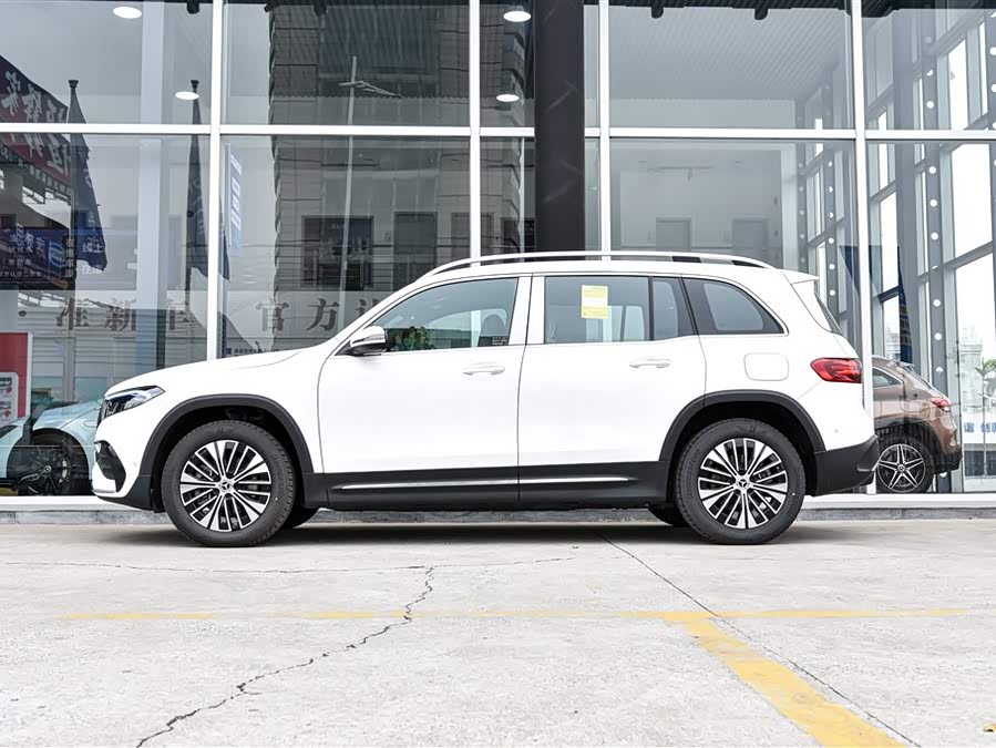 Mercedes-Benz EQB Class 2025 #9 Mercedes-Benz EQB Class 2025 car image #9