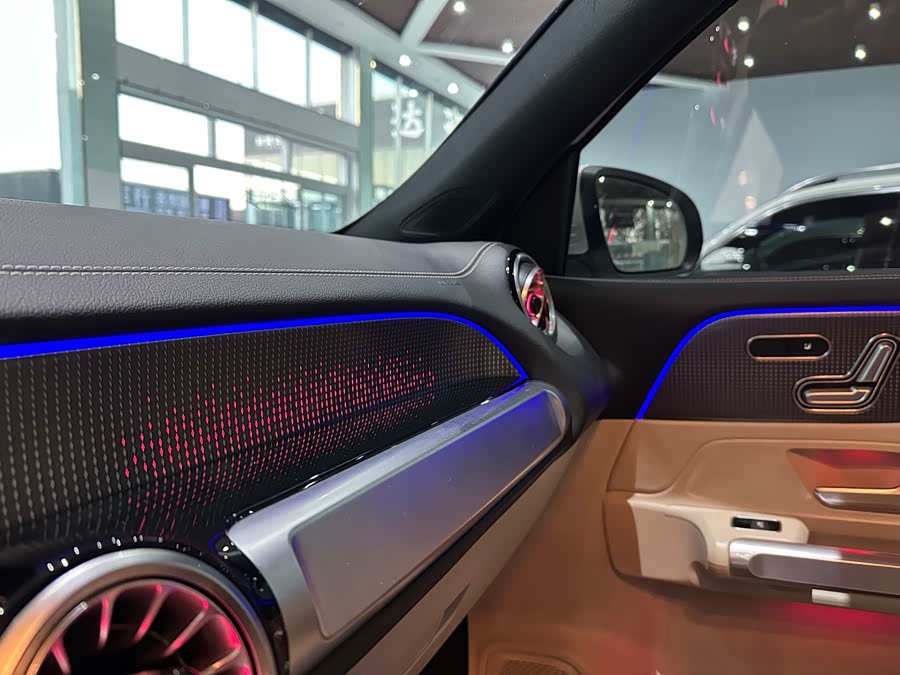 Mercedes-Benz EQB Class 2023 #9 Mercedes-Benz EQB Class 2023 immagine di auto #9