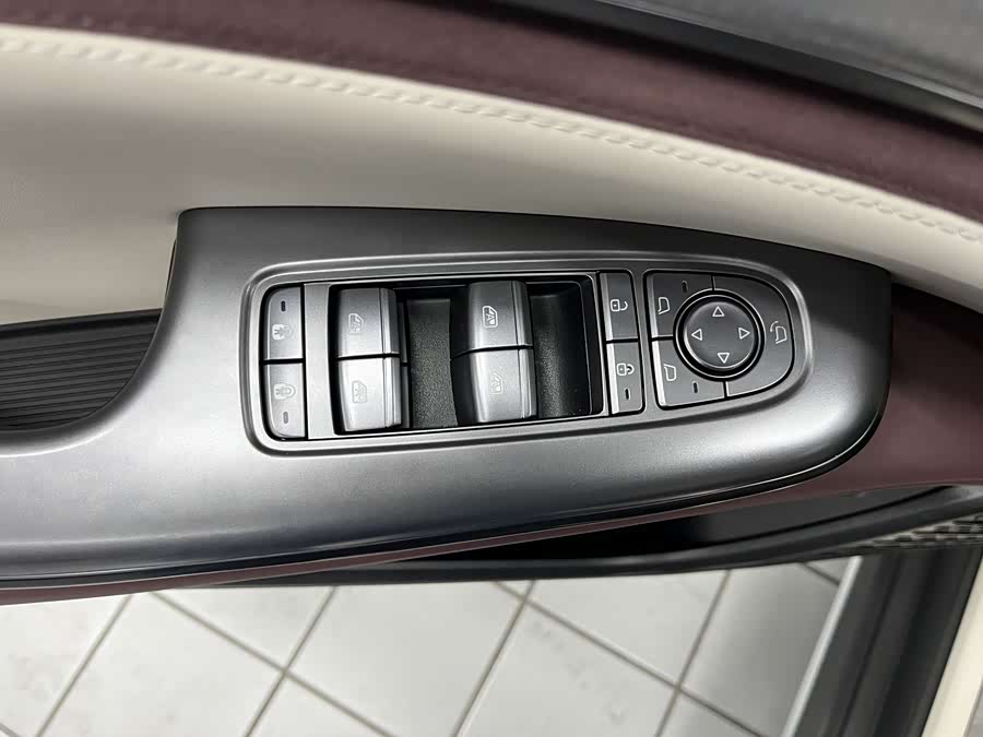 比亚迪 海豹07 DM-i 2025 汽车图片 #9