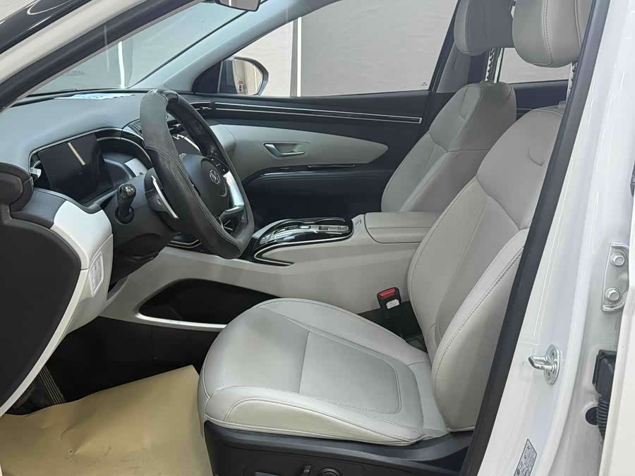 Hyundai Tucson 2021 car image #9