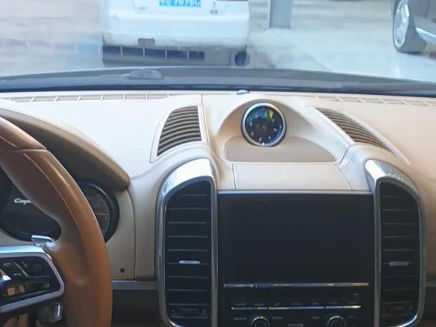 保时捷 Cayenne 2015 汽车图片 #9