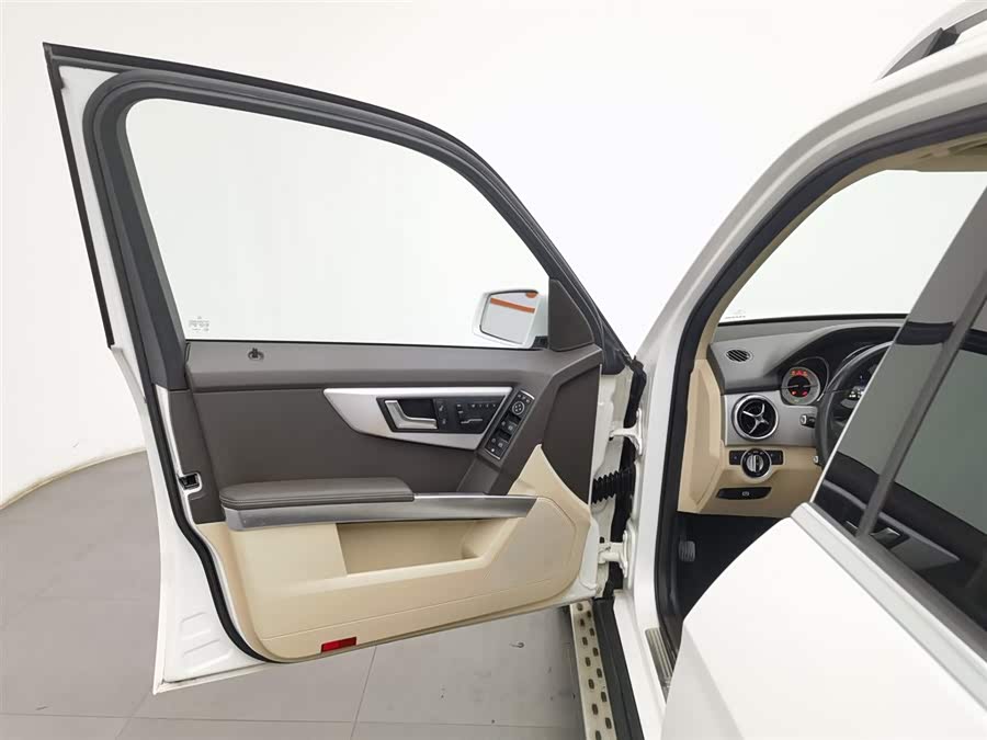 Mercedes-Benz GLK Class 2015 immagine di auto #9