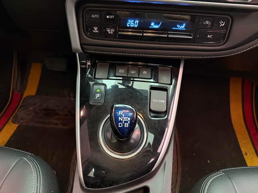 Toyota Corolla Hybird E+ 2020 immagine di auto #9