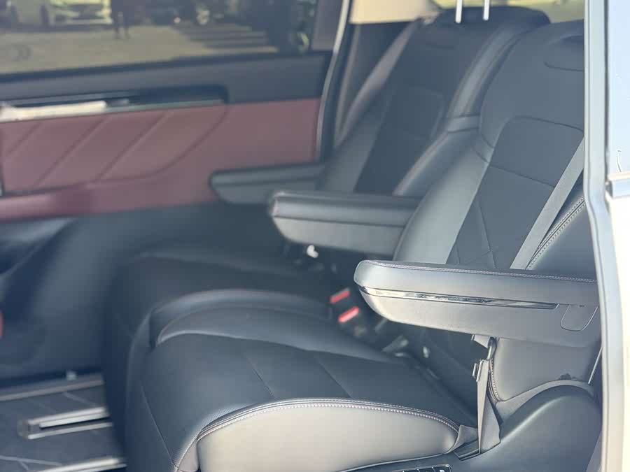 GAC Trumpchi E8 New Energy 2025 car image #9