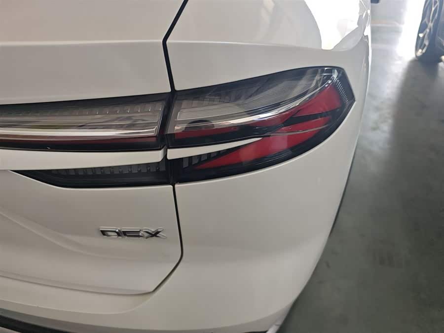 Roewe D5X DMH 2024 car image #9