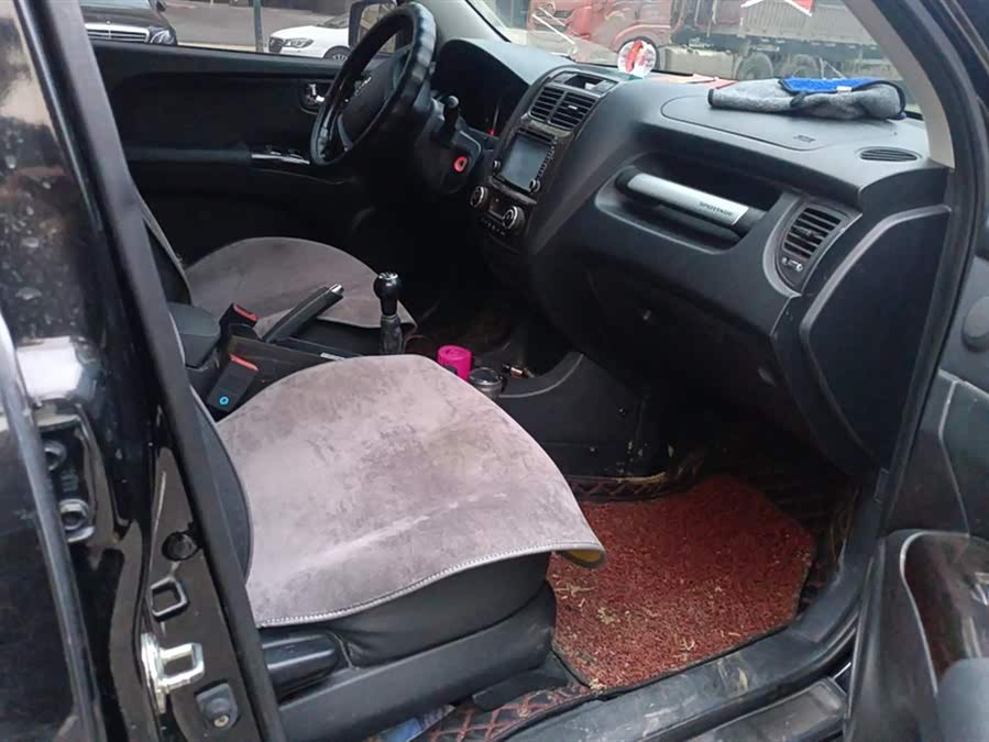 起亚 狮跑 2016 汽车图片 #9