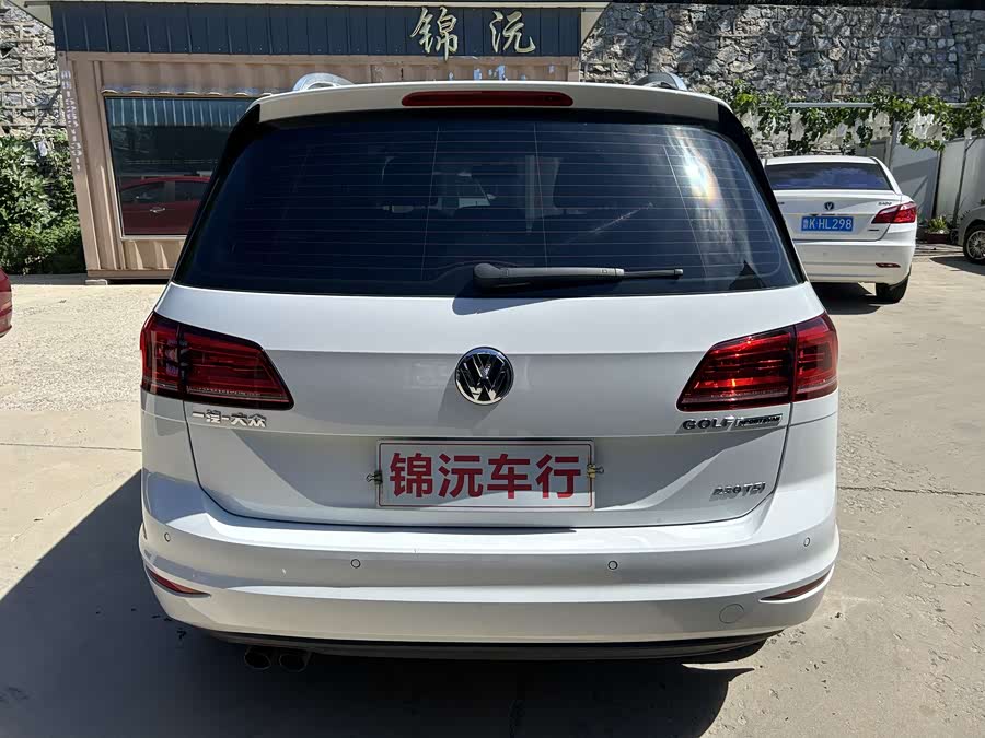 Volkswagen Golf Sportsvan 2018 car image #9
