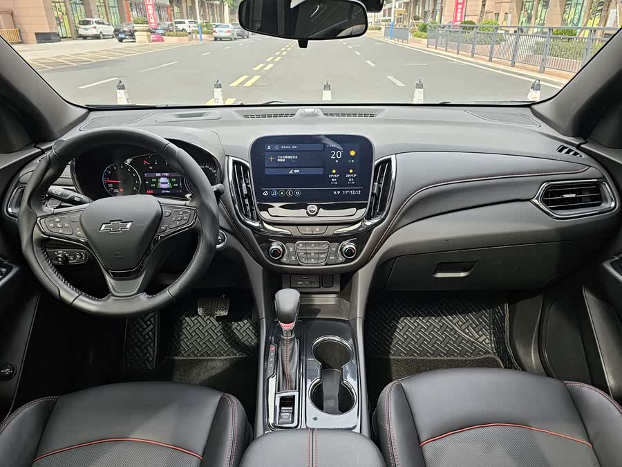 Chevrolet Equinox 2023 car image #9