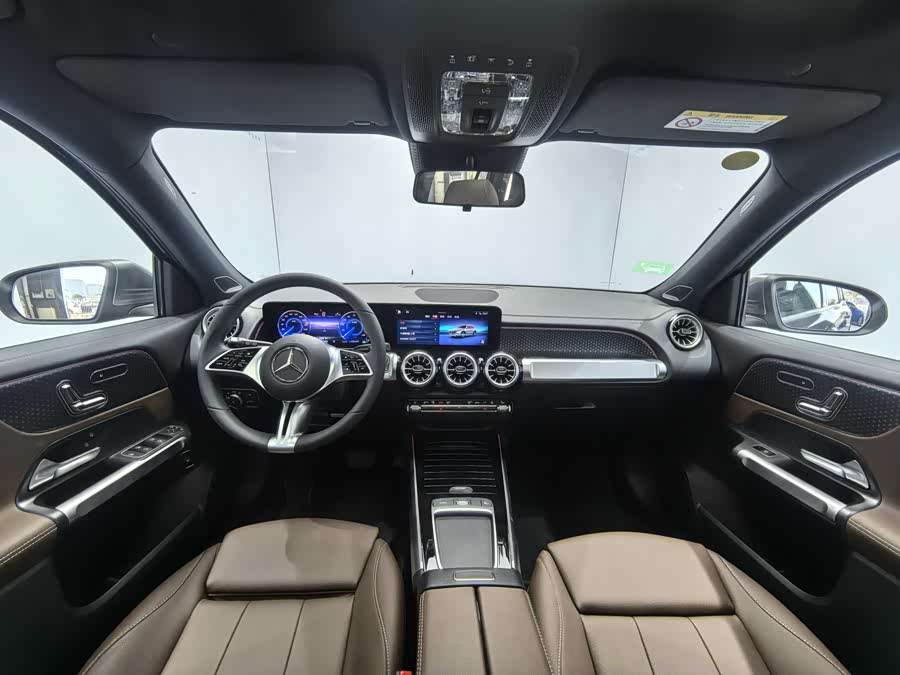 Mercedes-Benz EQB Class 2025 car image #9