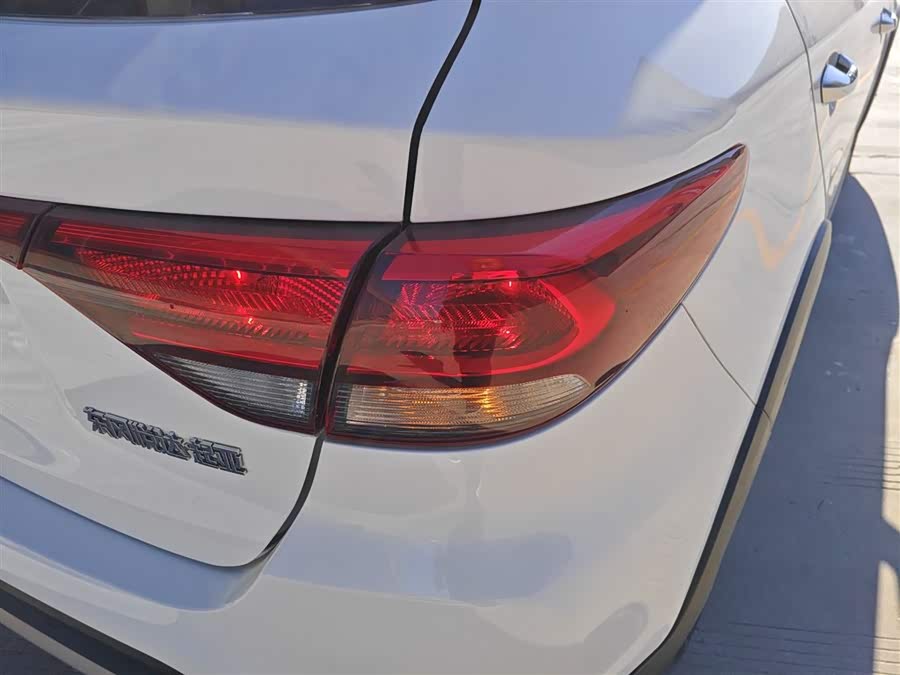 Kia Rio Cross 2018 صورة سيارة #9