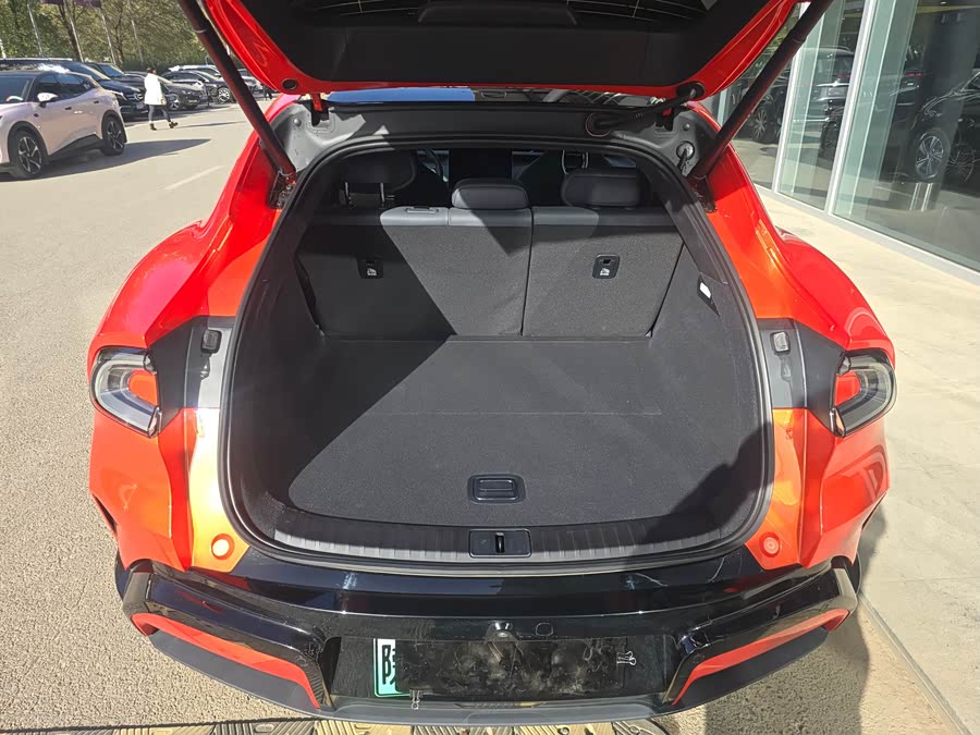 MI YU7 2025 car image #9