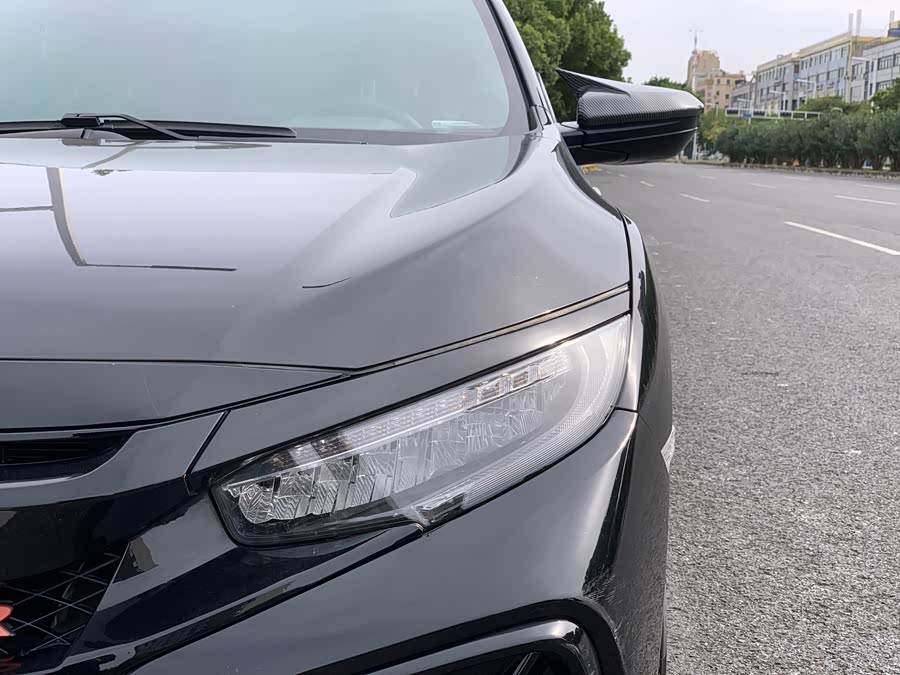 Honda Civic 2020 car image #9