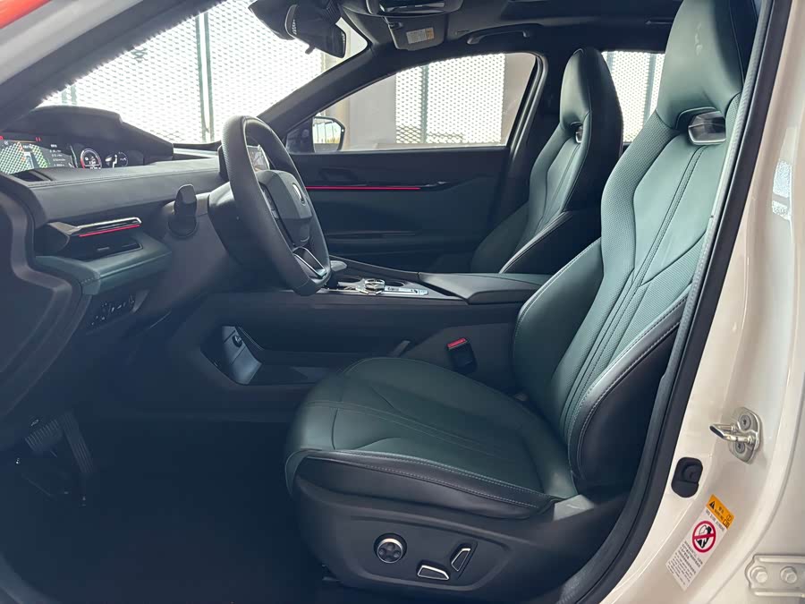 Changan UNI-V iDD 2024 #9 Changan UNI-V iDD 2024 car image #9