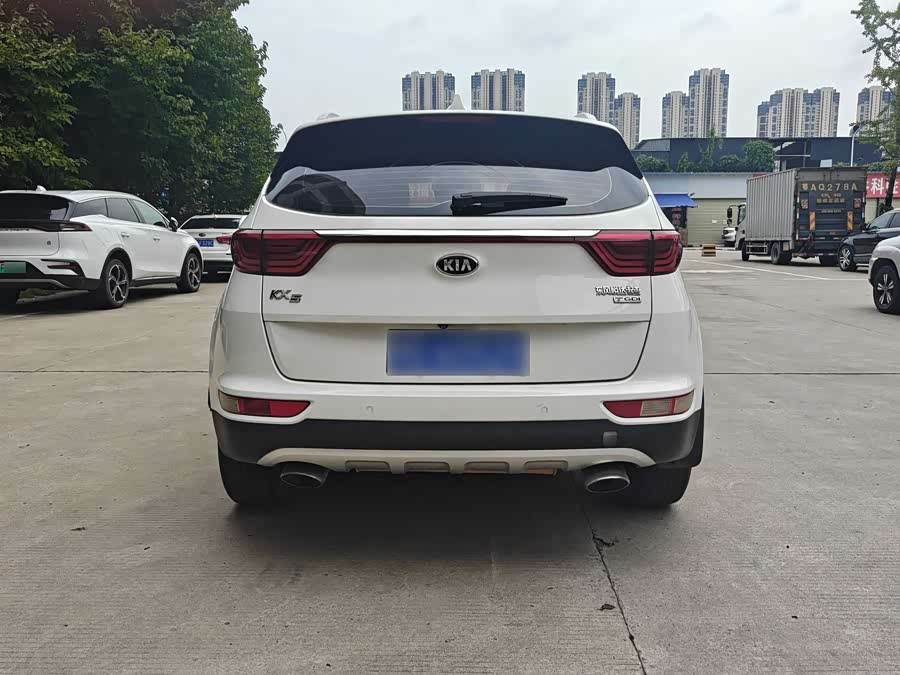 Kia KX5 2016 car image #9