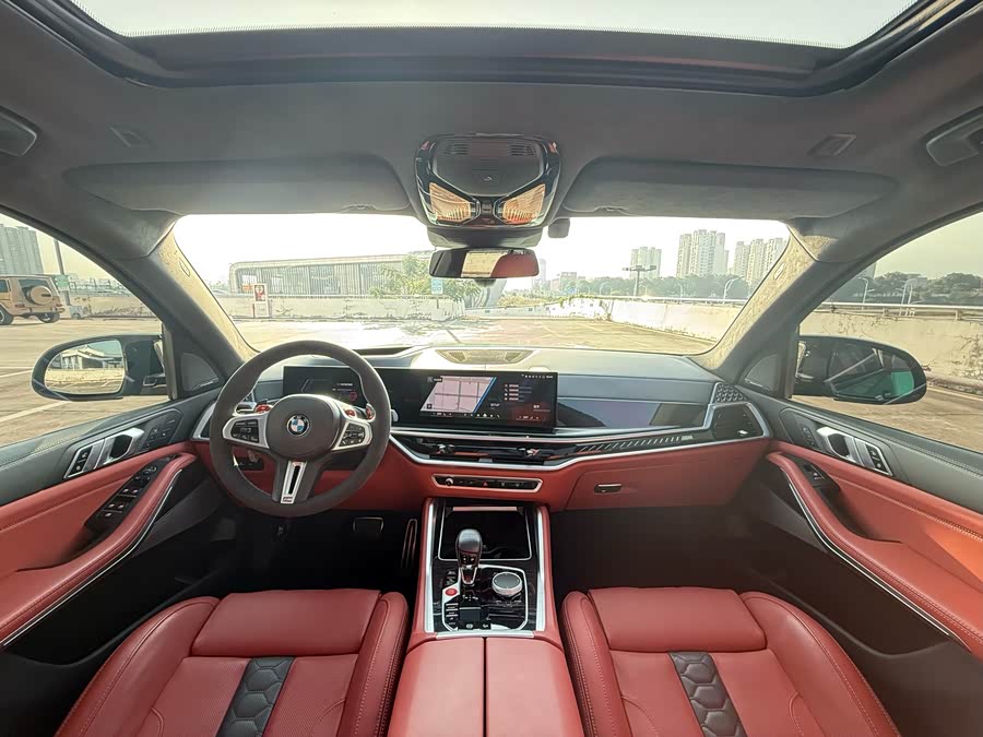 BMW X5 M 2024 car image #9