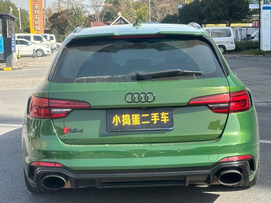 Audi RS 4 2019 car image #9