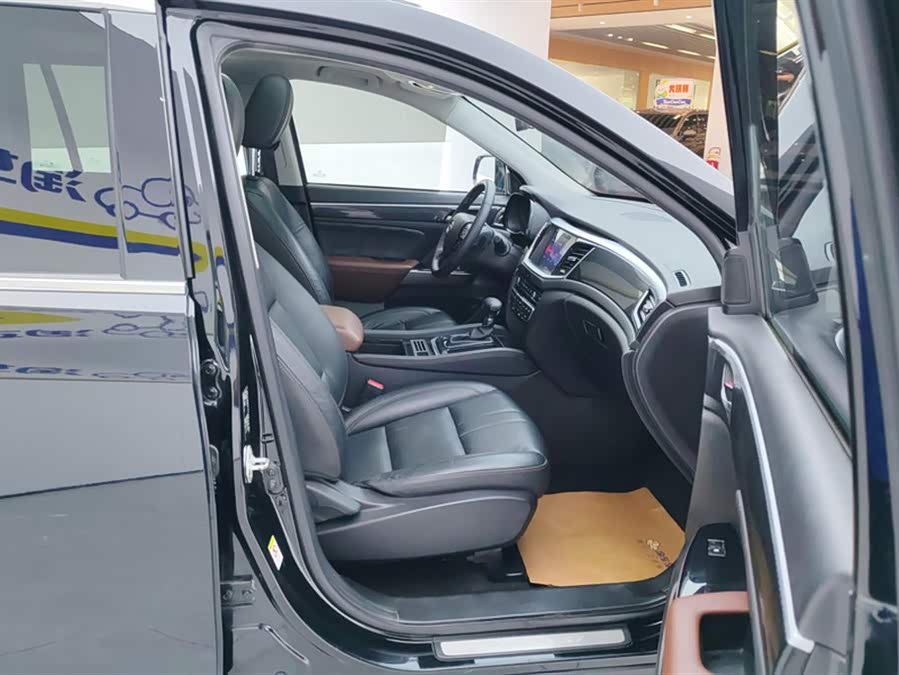 GAC Trumpchi GS7 2018 car image #9