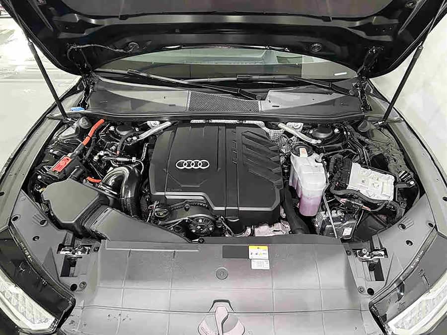 Audi A7 2023 immagine di auto #9
