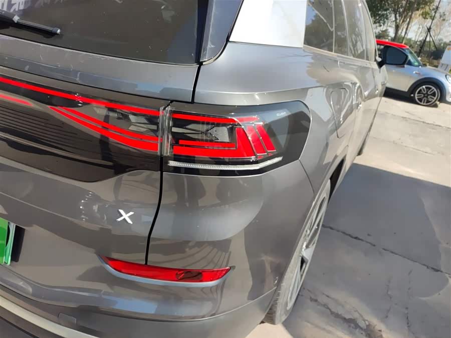 Volkswagen ID.6 X 2022 car image #9