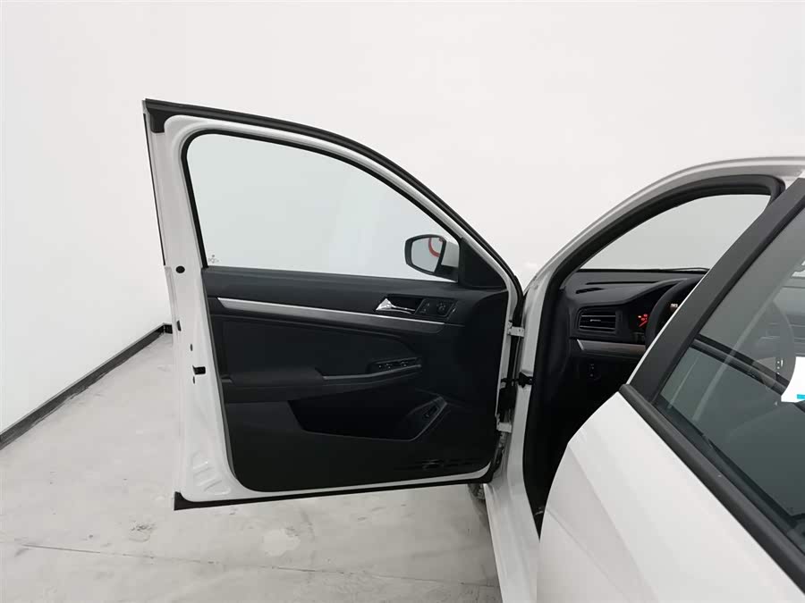 Volkswagen Lavida 2021 car image #9