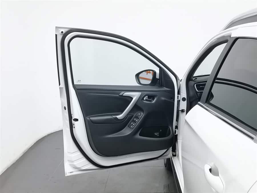 Citroen C3-XR 2015 car image #9