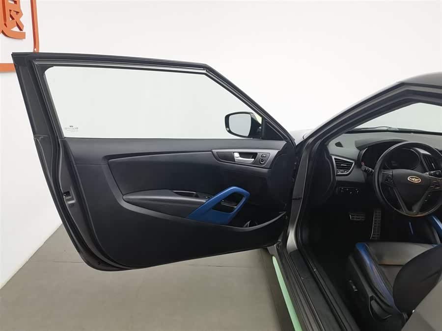 Hyundai Veloster 2015 immagine di auto #9