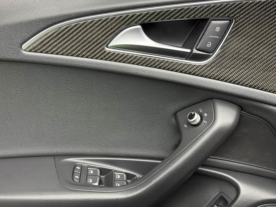 Audi A6L 2018 car image #9