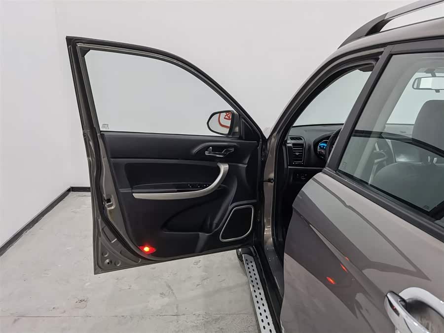 Changan CS35 2014 car image #9