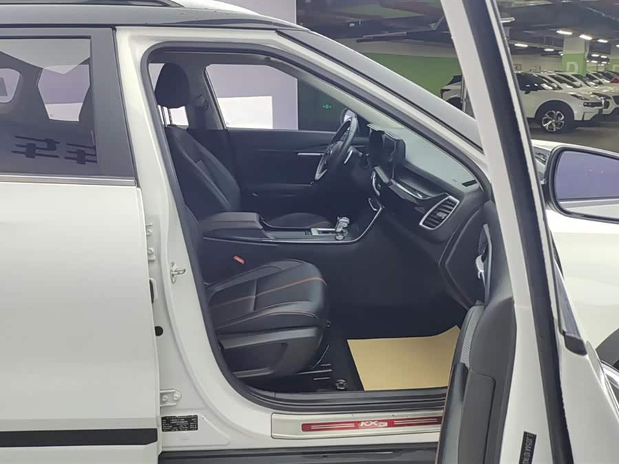 Kia Stonic 2019 car image #9