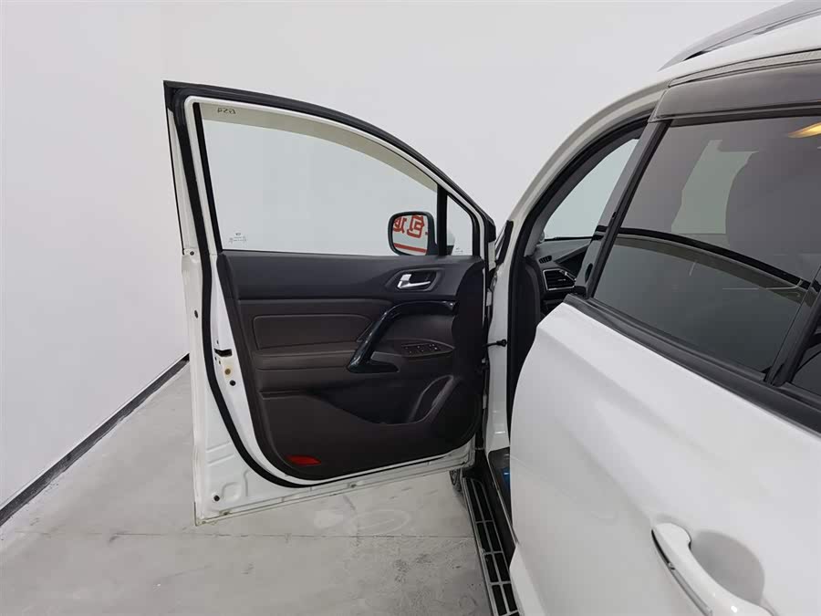 GAC Trumpchi GS4 2017 #9 GAC Trumpchi GS4 2017 car image #9