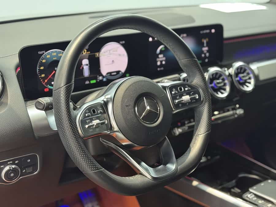 Mercedes-Benz EQB Class 2023 car image #9