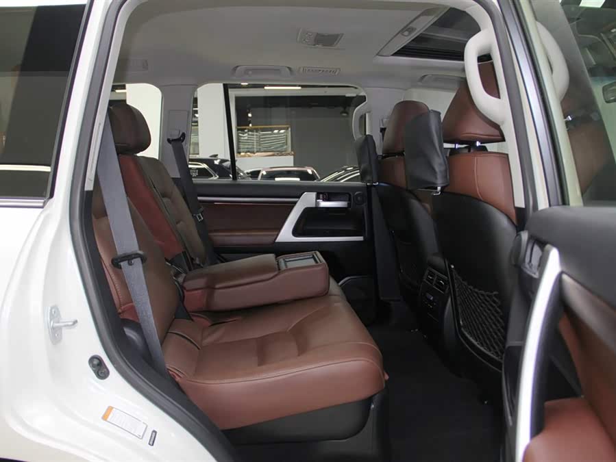 Toyota 2020 car image #9