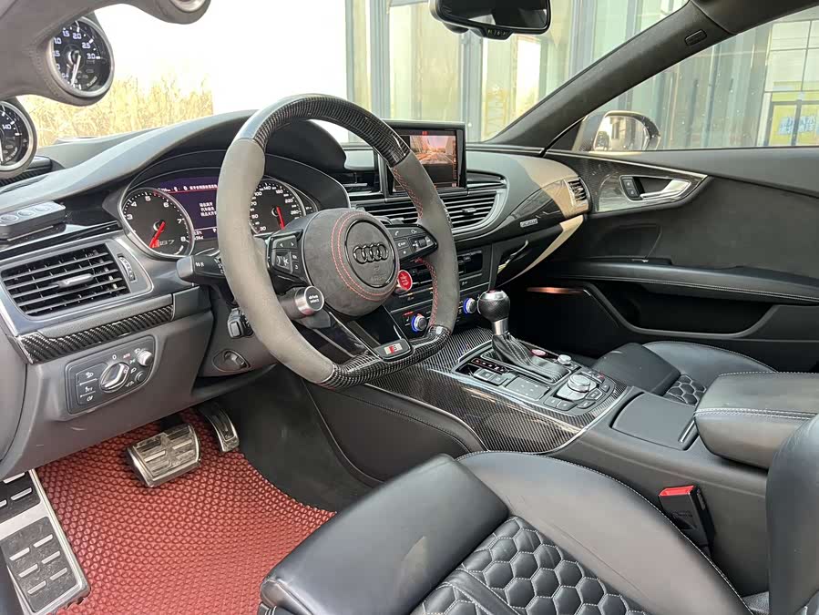 Audi RS 7 2019 car image #9
