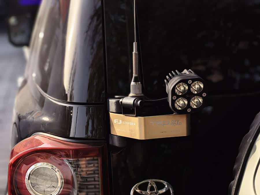 Toyota FJ Cruiser 2008 #9 Toyota FJ Cruiser 2008 car image #9