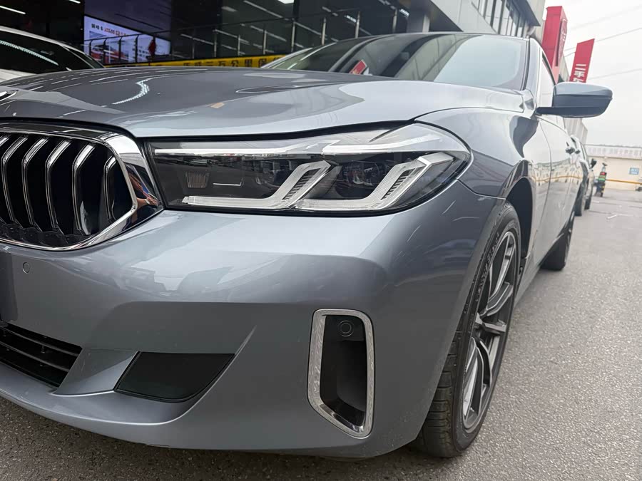 BMW 6 Series GT 2021 car image #9