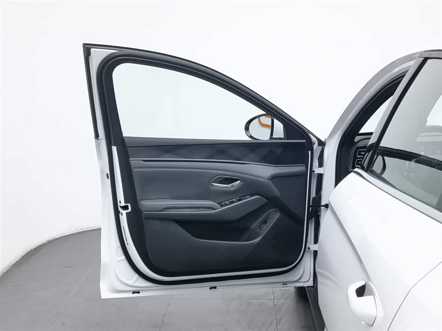 BYD Qin L 2025 #9 BYD Qin L 2025 car image #9