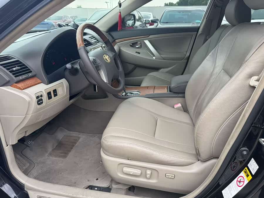 Toyota C3R 2010 car image #9