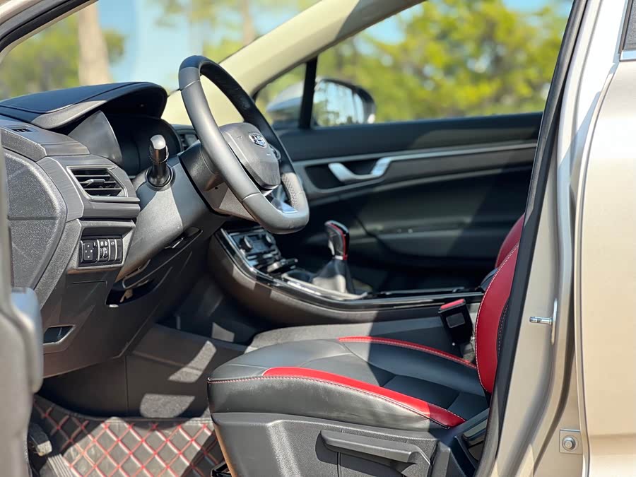 GEELY Emgrand GS 2021 car image #9